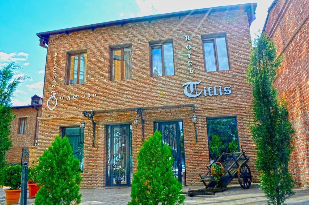 Tiflis Hotel 1