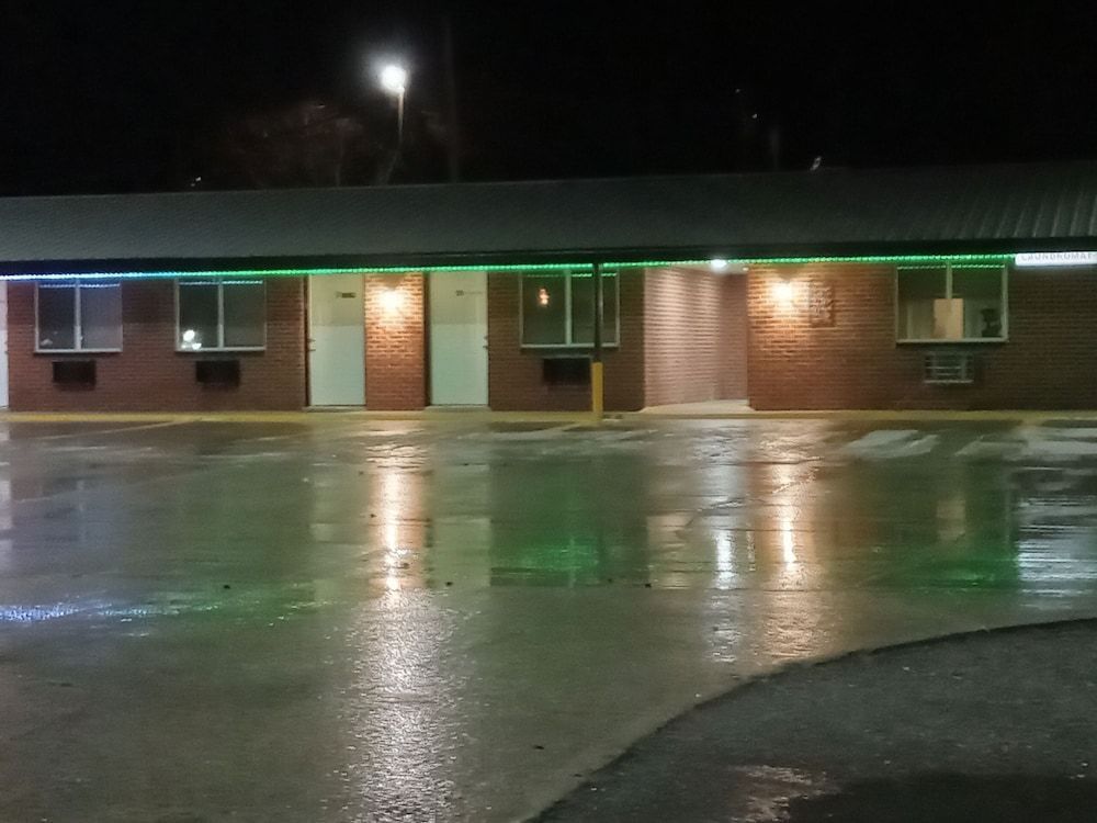 Lighthouse Lodge 1