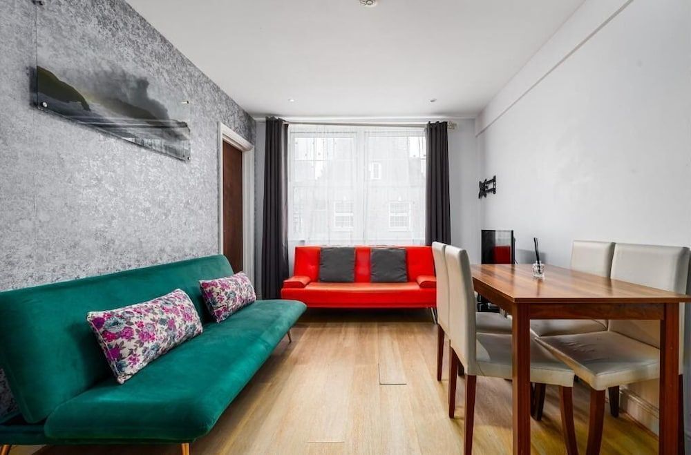 London Homes - Aldgate Flats 2
