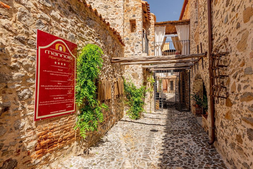 Albergo Diffuso Mannois 1