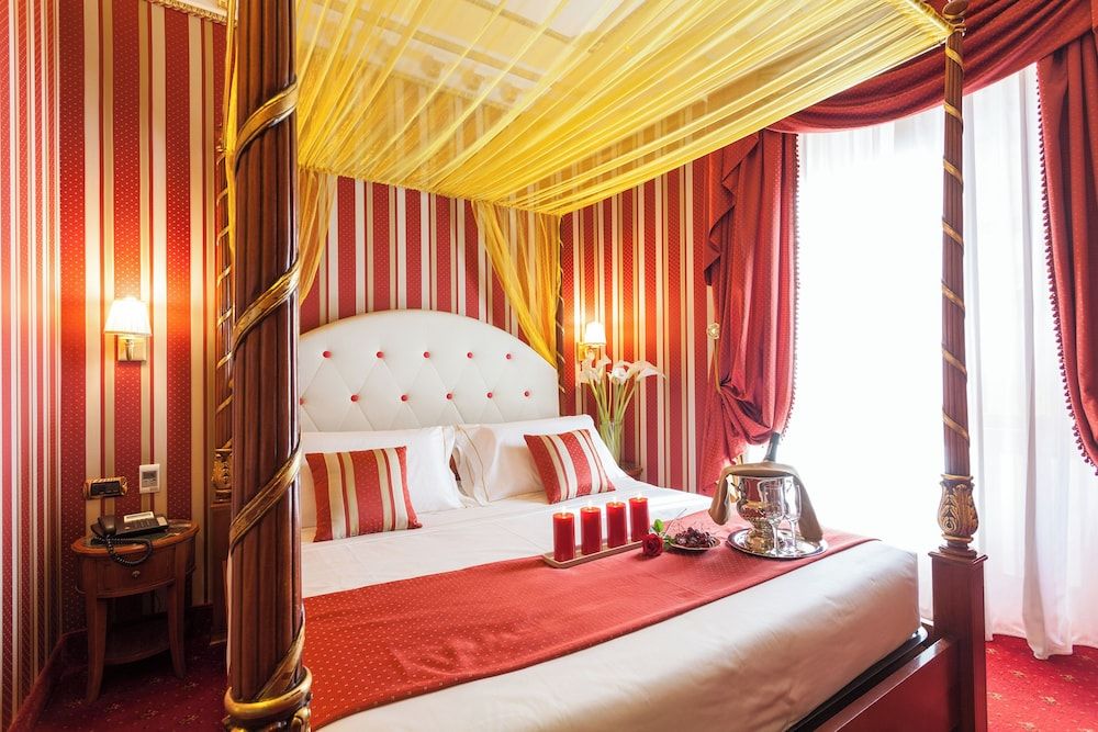 Hotel Manfredi Suite In Rome 1
