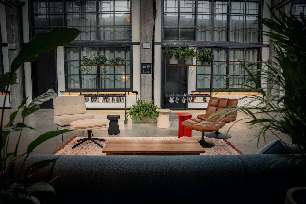 MONTOWNIA Lofts & Experience 2