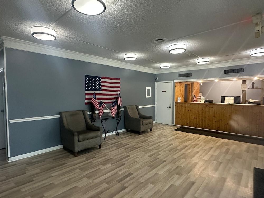 Americas Best Value Inn Rockford 2