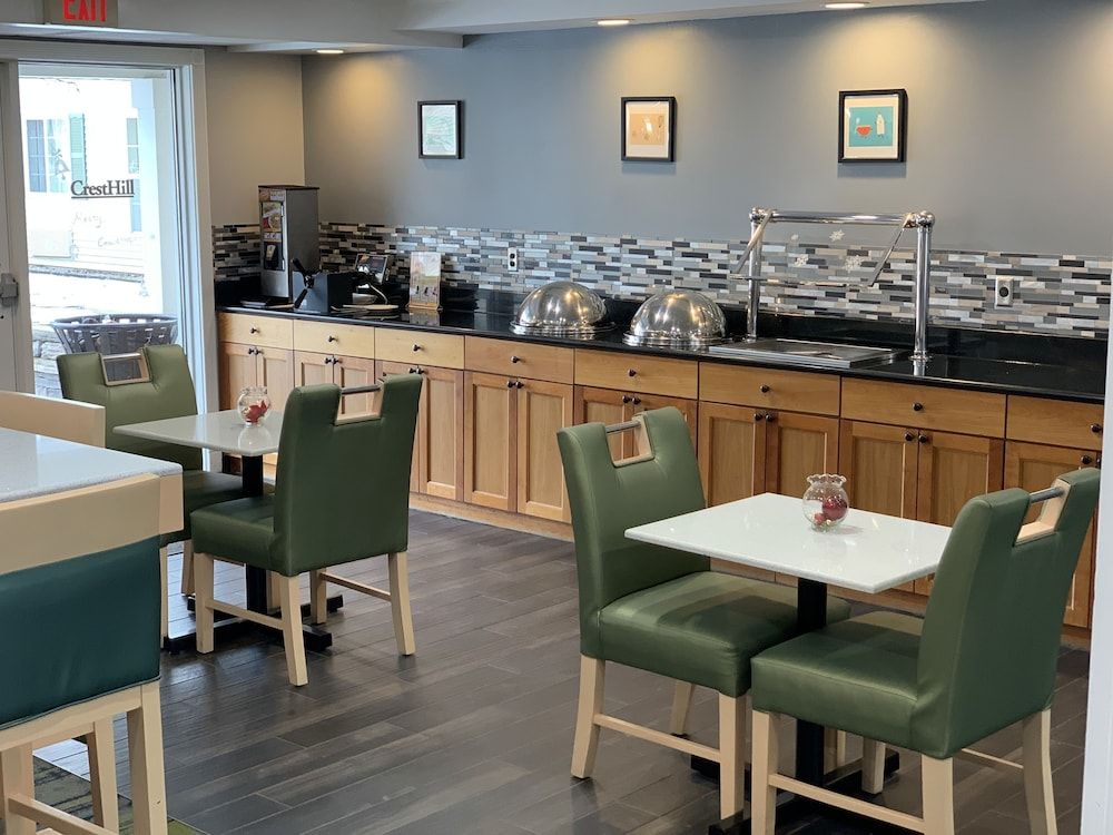Cresthill Suites Syracuse 1
