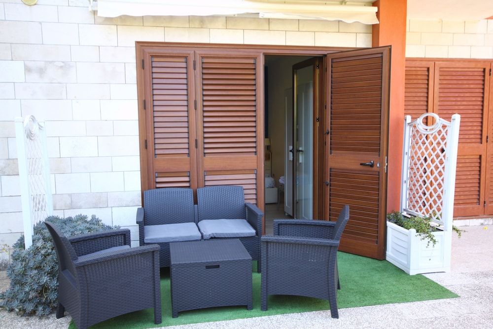 Affittacamere Lido Rivabella SRL 1