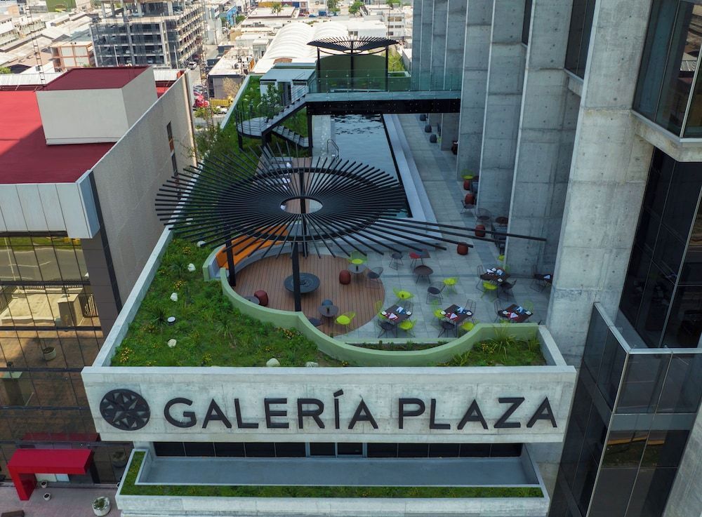 Galeria Plaza Monterrey 1