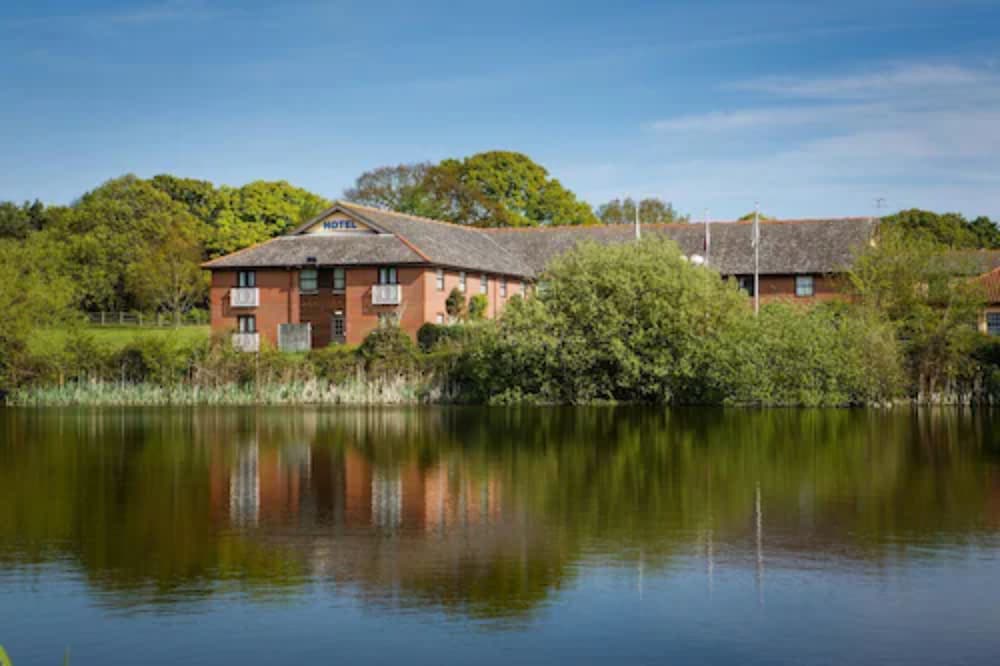 Dragonfly Hotel Colchester 1