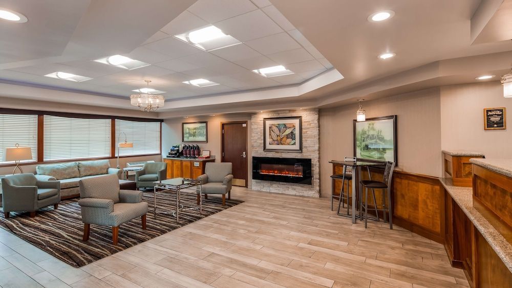 Best Western Plus Rivershore Hotel 2