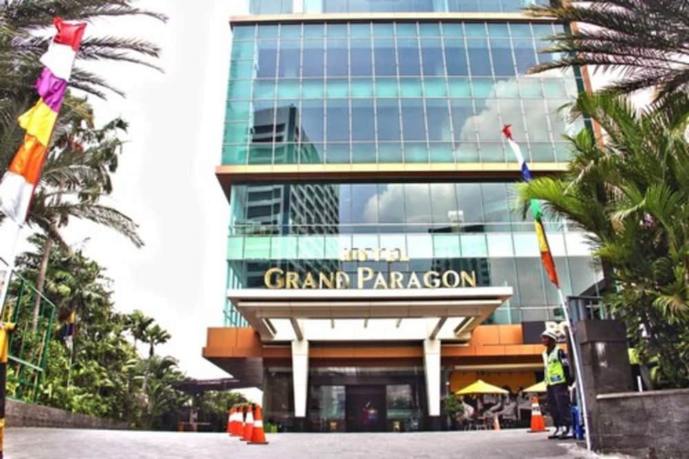 Grand Paragon Hotel 1