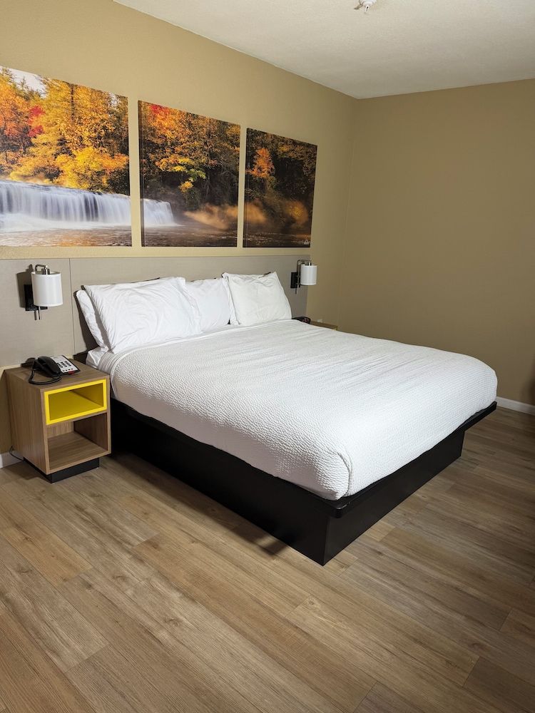 Days Inn by Wyndham Cedartown 1