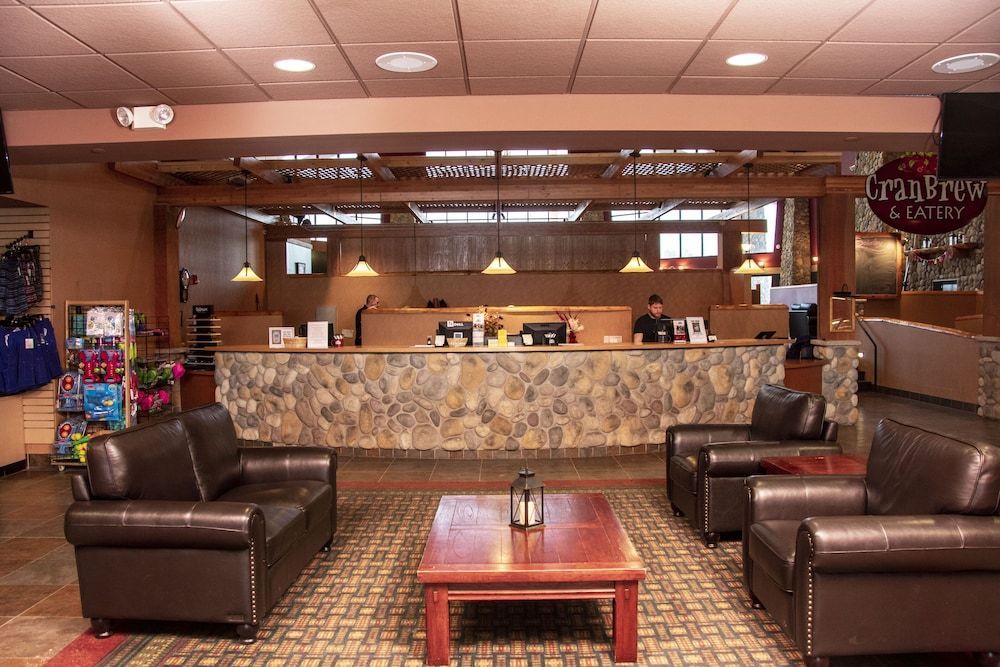 Three Bears Waterpark Resort Near Tomah, an Ascend Collection Hotel 2