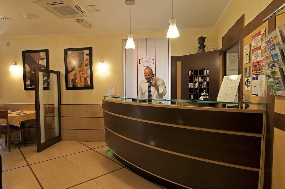 Hotel Lirico 2