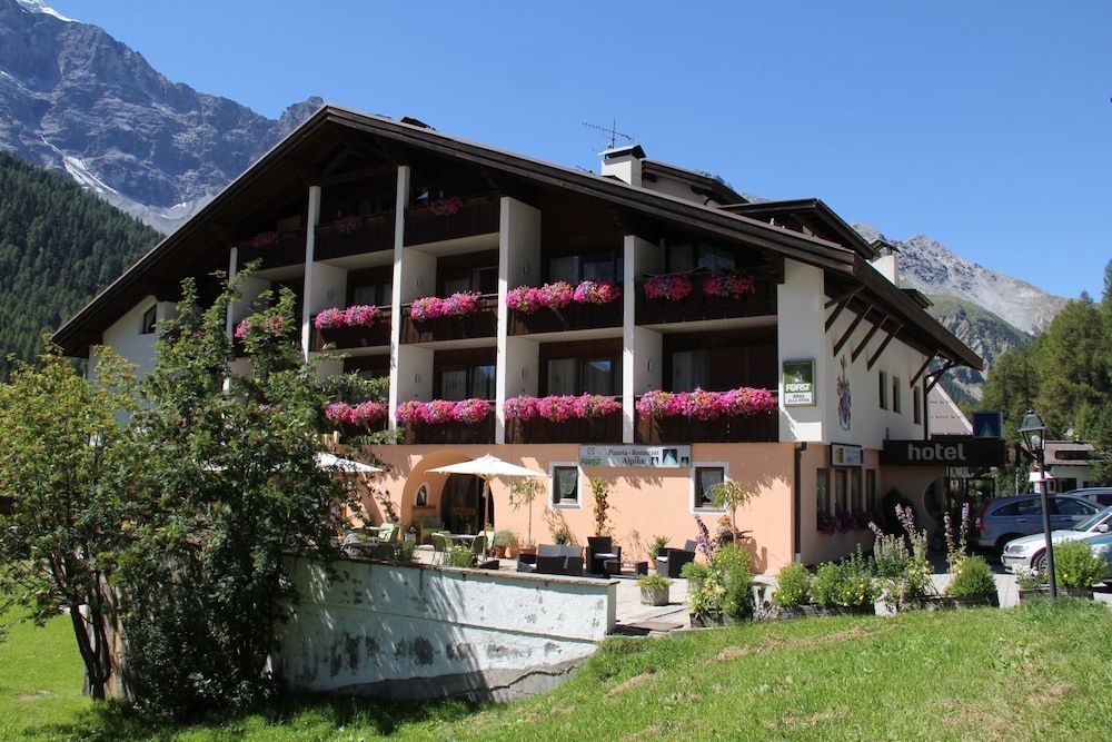 Alpina Residence 1