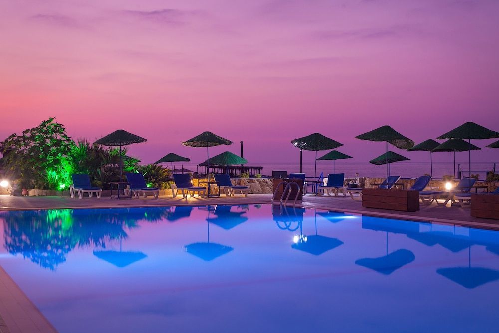Manolya Hotel 1