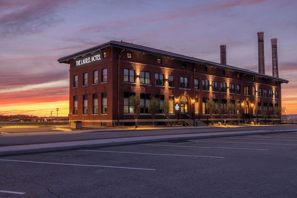 The Laurel Hotel 1