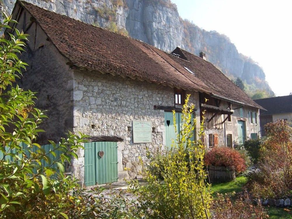 La Ferme Bonne de la Grotte 1