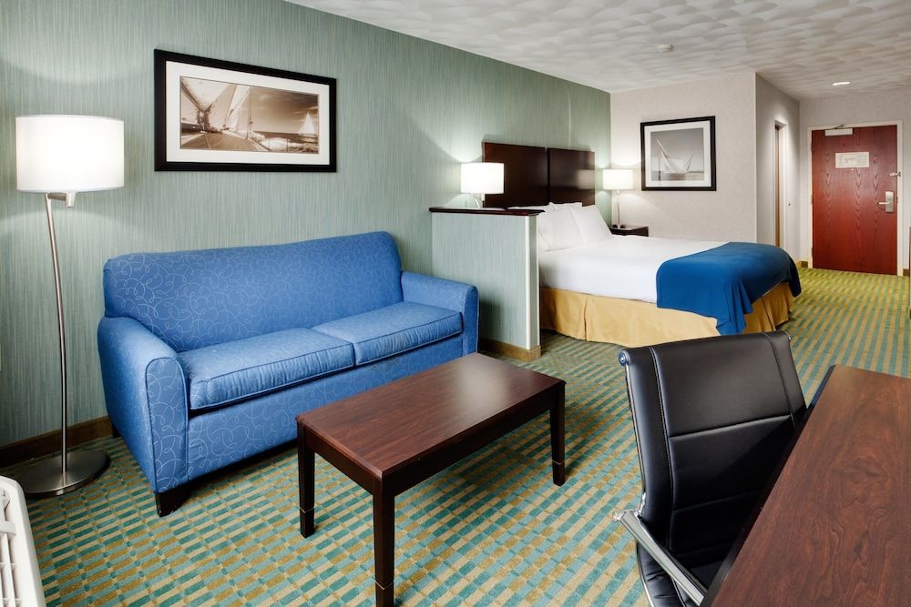 Holiday Inn Express & Suites SMITHFIELD - PROVIDENCE by IHG 2
