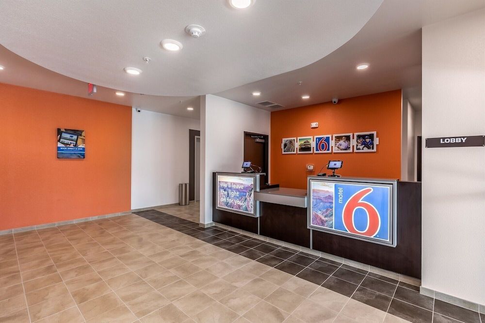 Motel 6-Las Vegas, NV - Motor Speedway 2