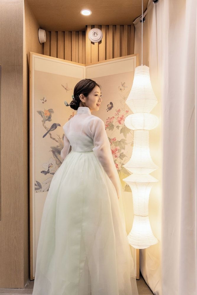 Yul Hotel 2