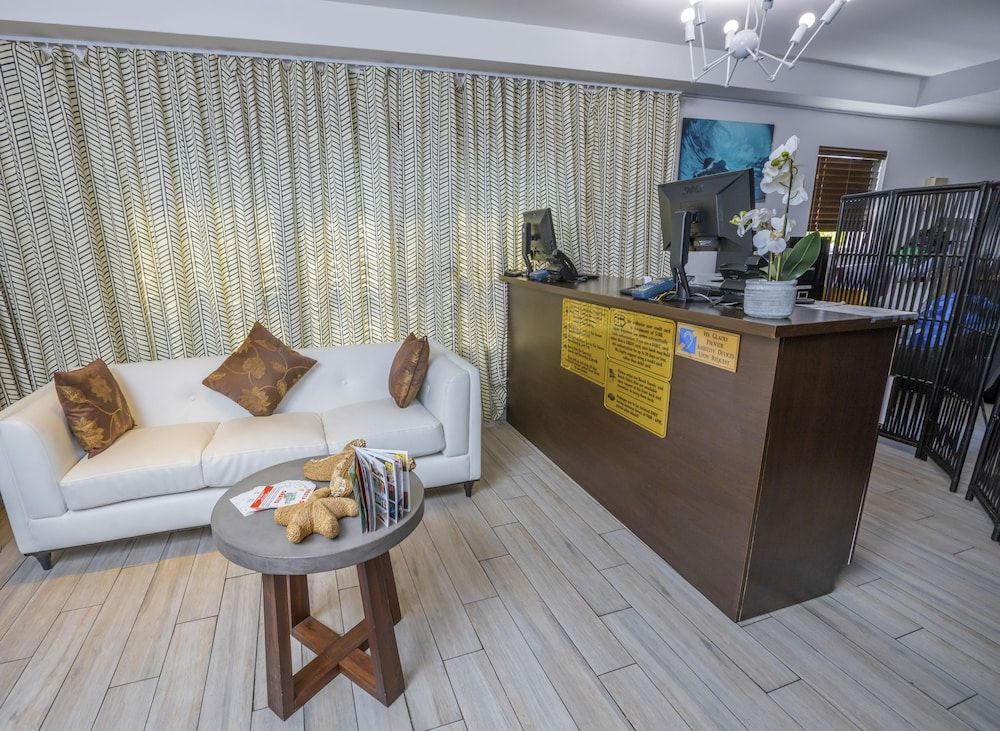 Beachside All Suites Hotel 2