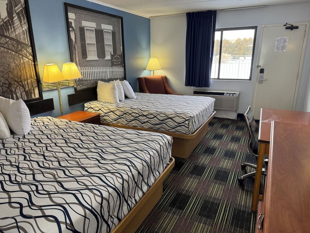 Sprucewood Inn 1
