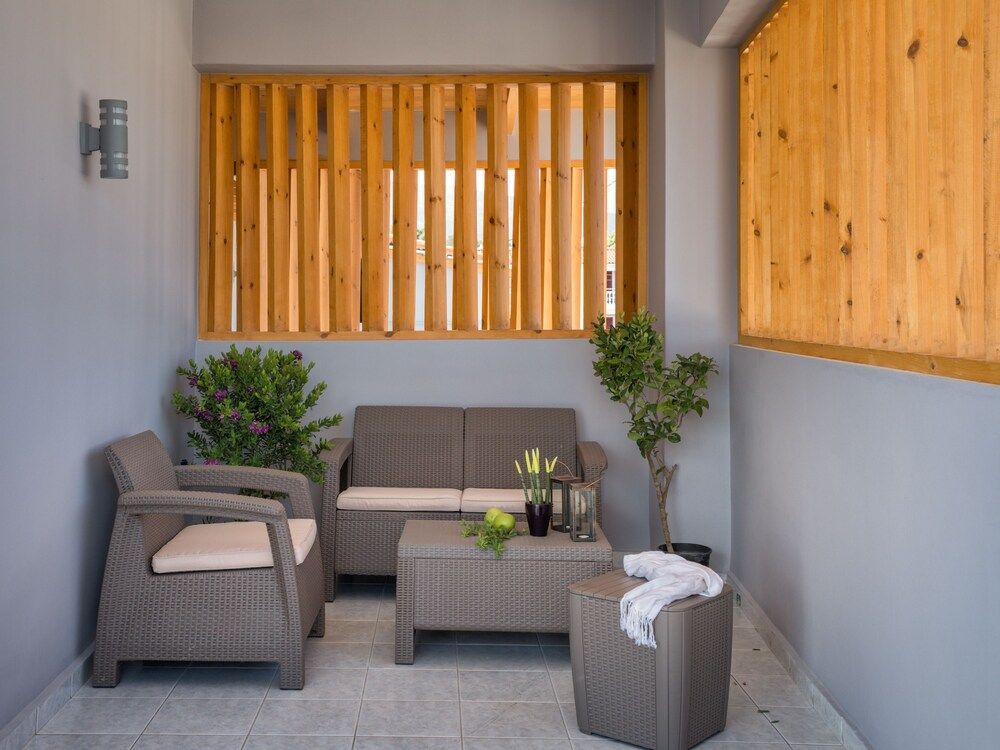 Savvas Luxury Suites 2