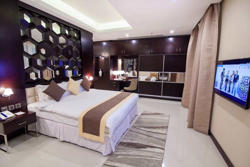Premier Hotel 1