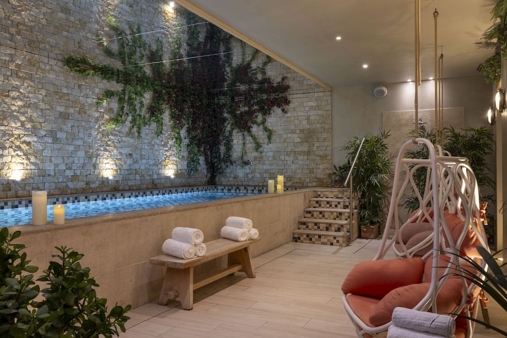 Royal Madeleine Hotel & Spa 1