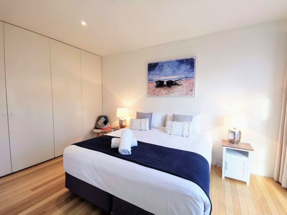 Phoenix Apartments 2
