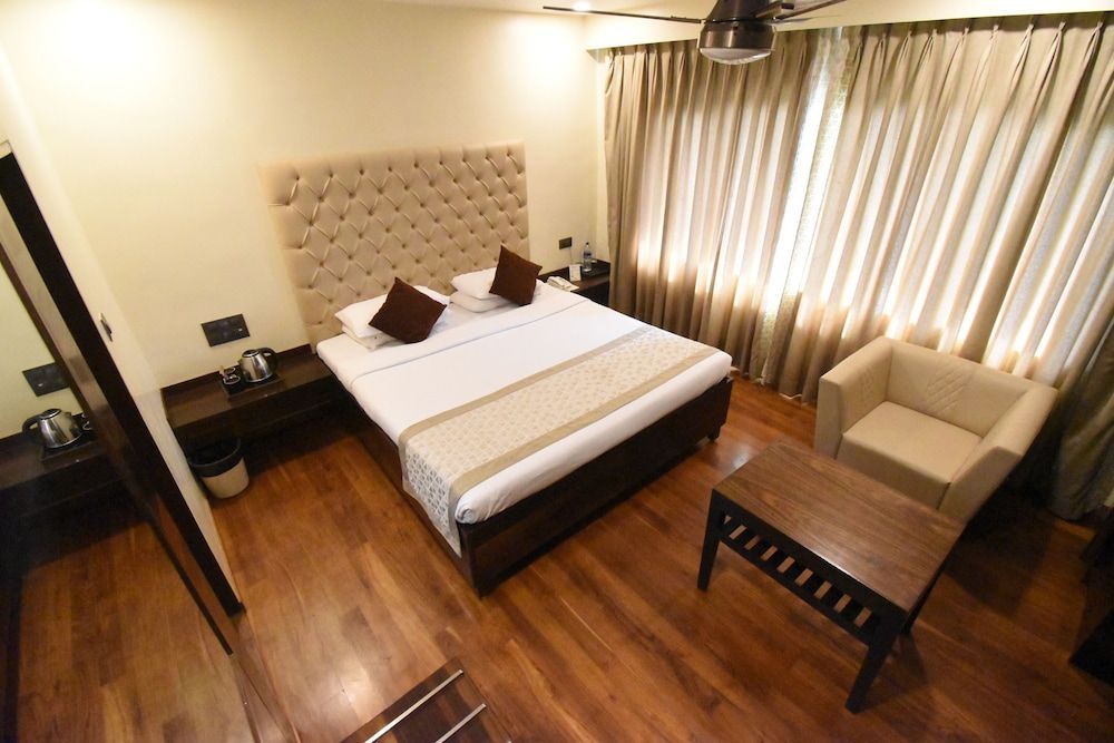 Kings International Juhu 2