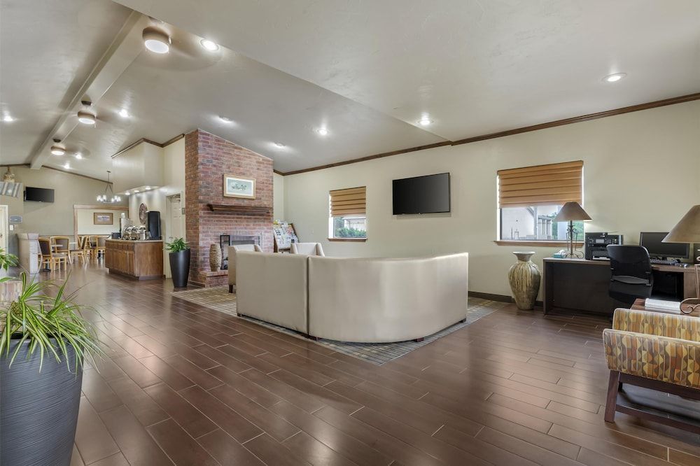 Best Western TimberRidge Inn 2