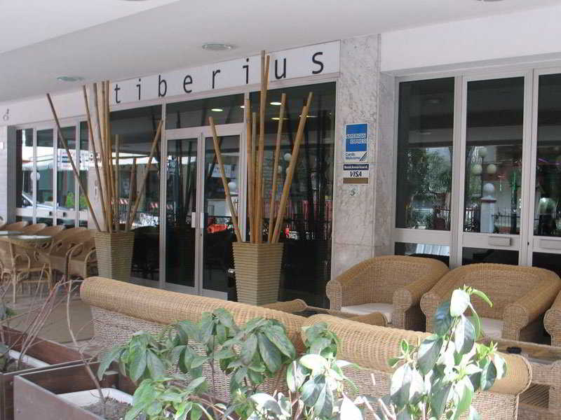 Hotel Tiberius 1