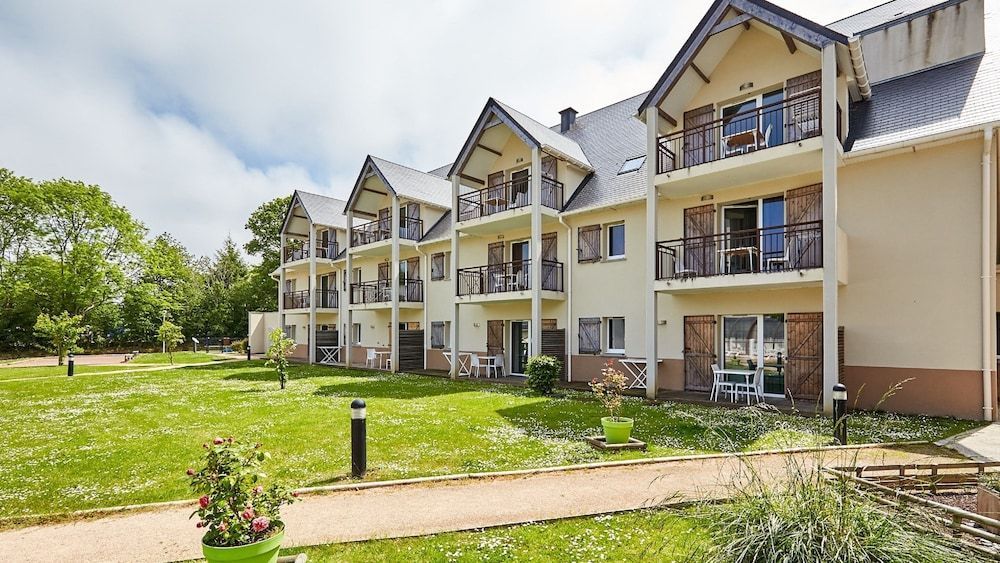 Résidence Vacancéole - Le Domaine de la Corniche 1