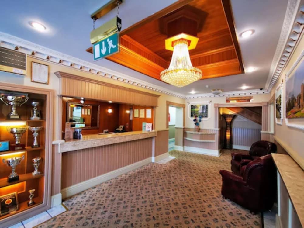 Castle Hotel 1