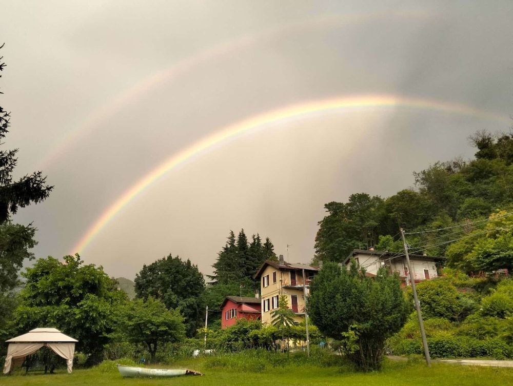 Natura tra bosco e lago 1
