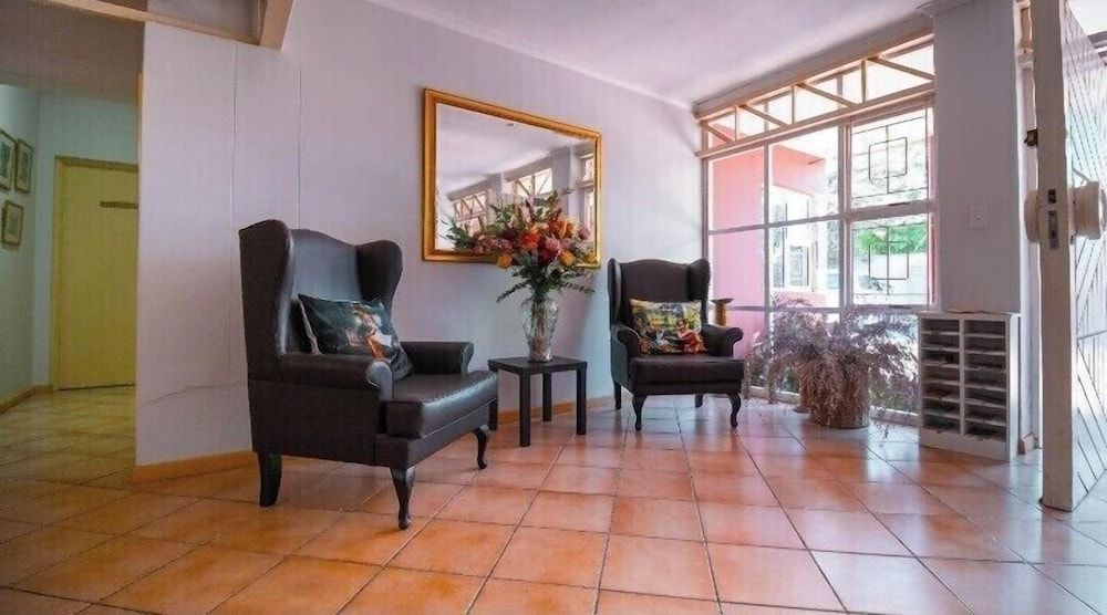 Broadway Guesthouse 2