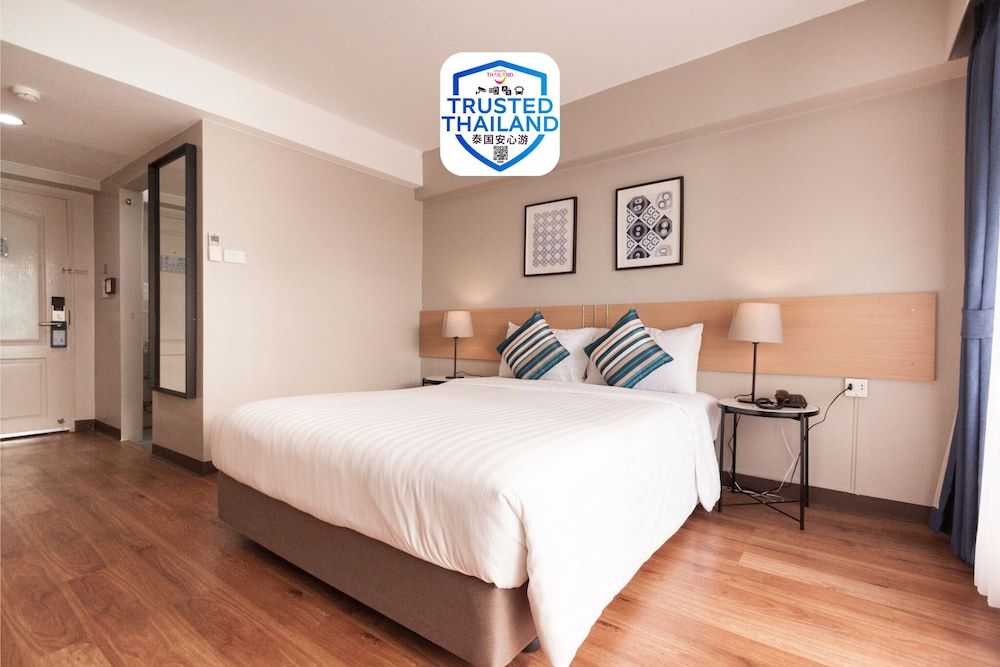 Samran Place Hotel 1