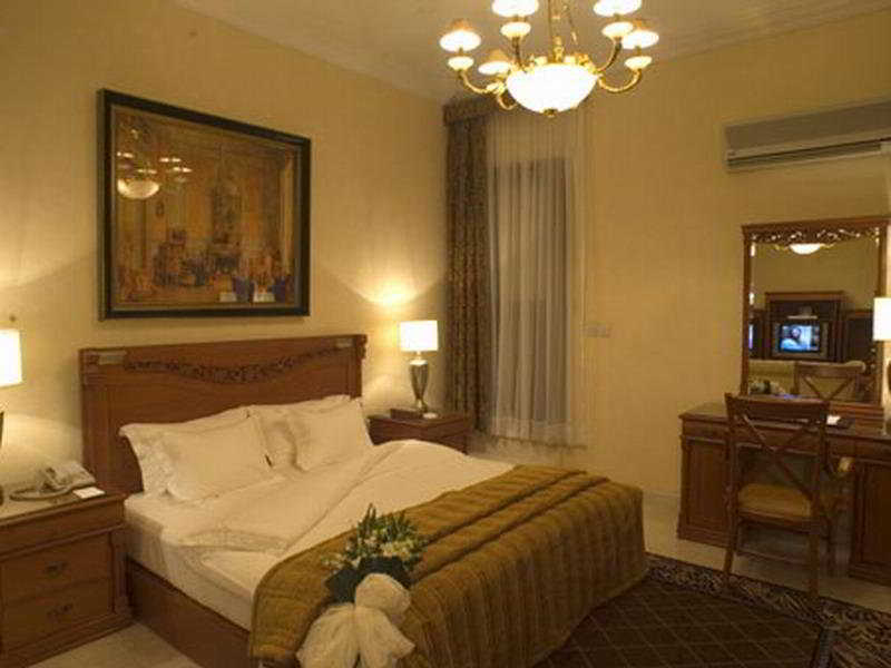 Issham Hotel 1