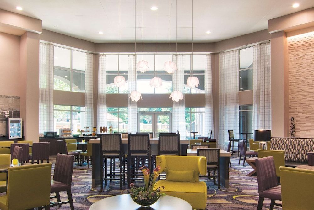 La Quinta by Wyndham Atlanta Perimeter Medical 2