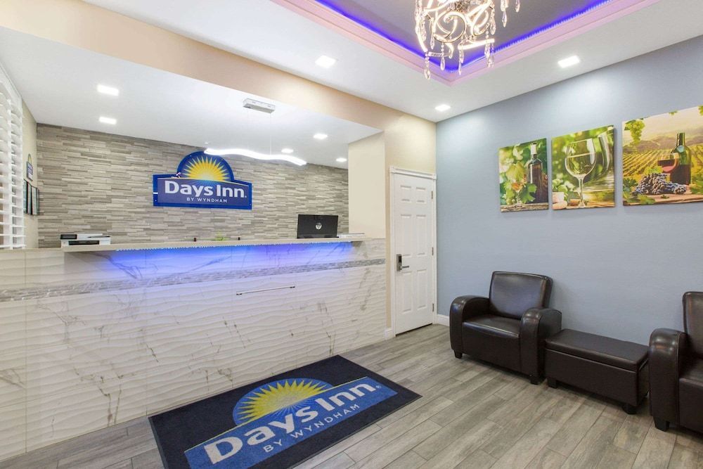 Days Inn by Wyndham Ukiah 2