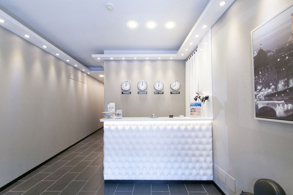 Fly Boutique Hotel 2
