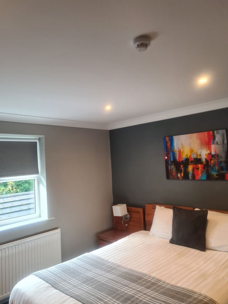 Briars Hall Hotel 2