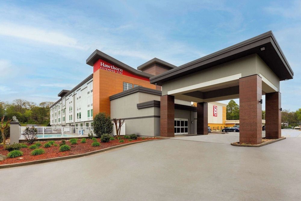 Hawthorn Extended Stay by Wyndham Knoxville 1