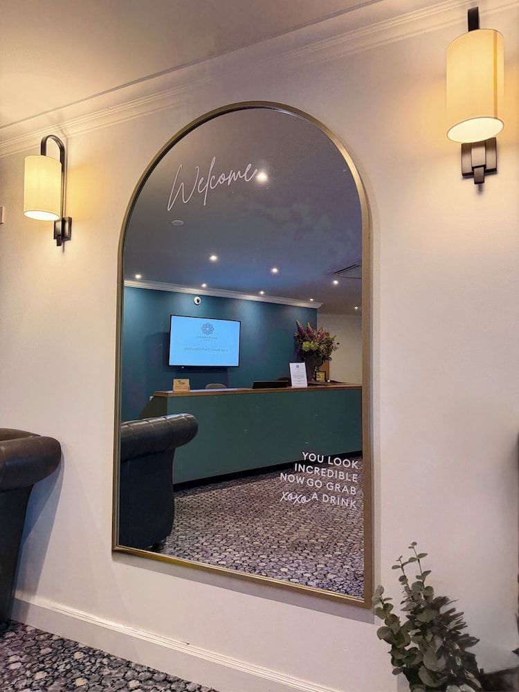 The Gilvenbank Hotel 2