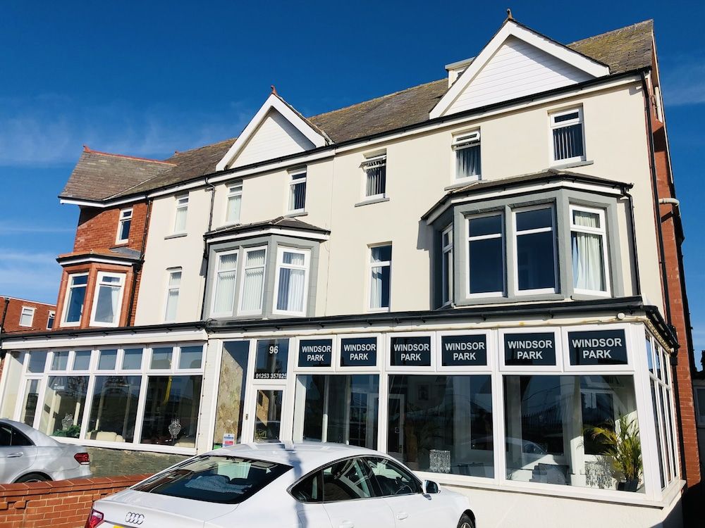 Windsor Park Hotel 1