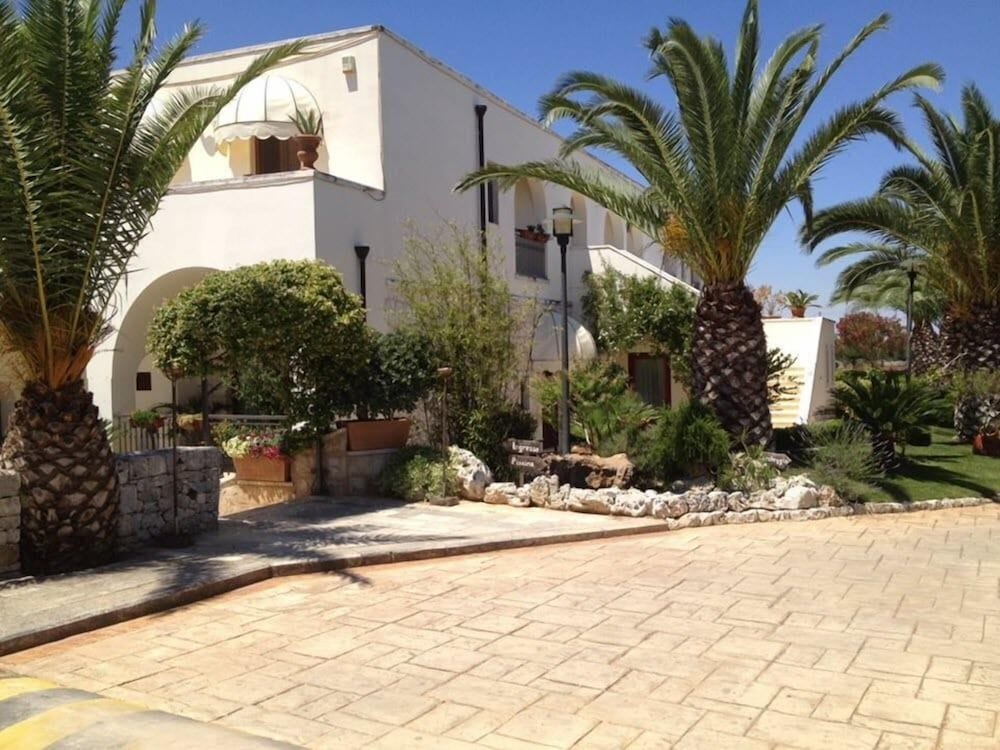Masseria Casale Dei Fornici 1