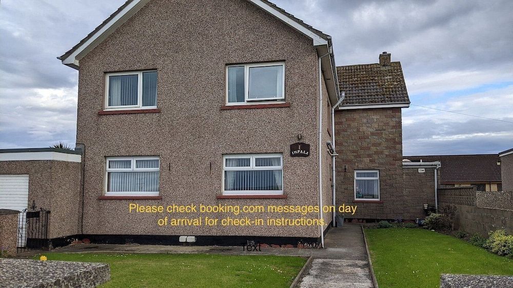 Broadhaven Road 1