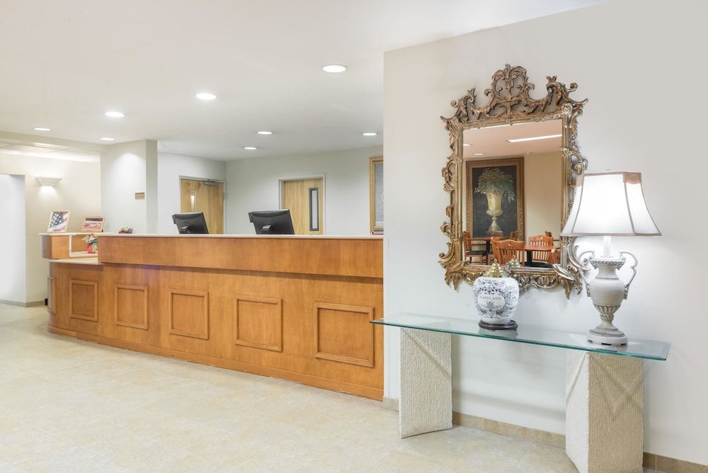 Super 8 by Wyndham Hagerstown/Halfway Area 2