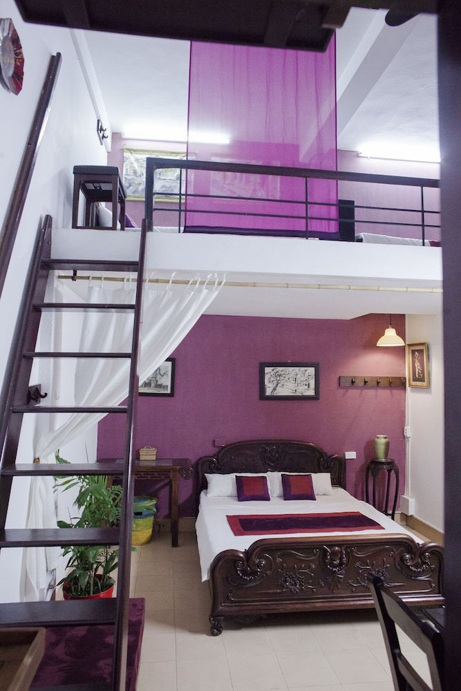 NQ Vintage House 1