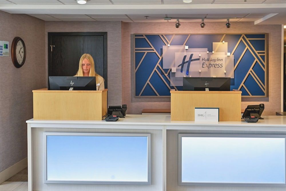 Holiday Inn Express HOUGHTON-KEWEENAW by IHG 2